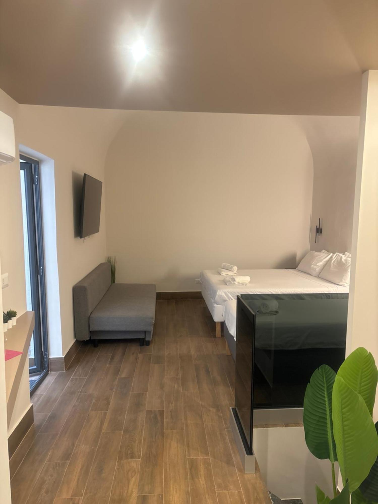 Bed and Breakfast Cbh Sicitaly Group Aci Castello Esterno foto